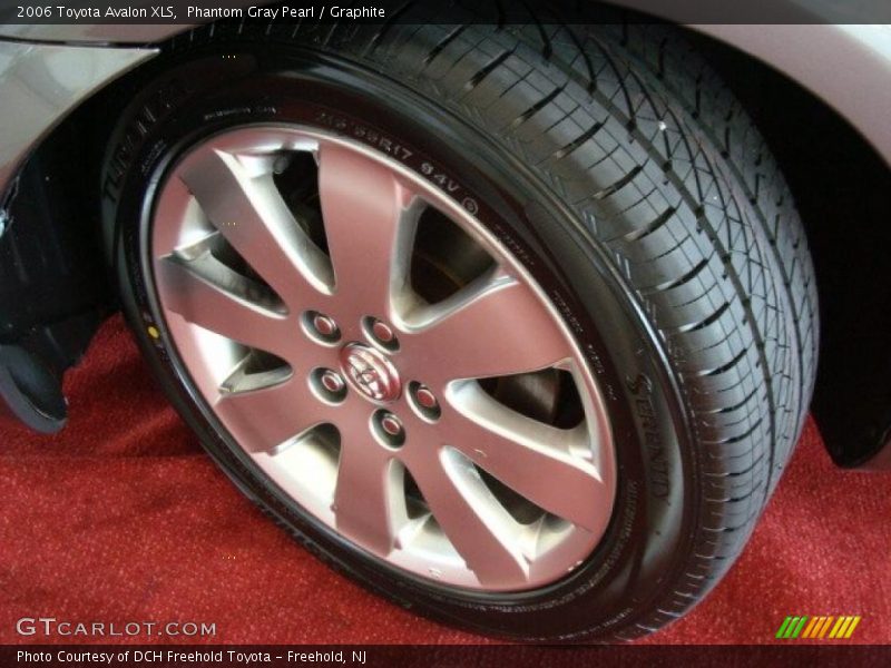 Phantom Gray Pearl / Graphite 2006 Toyota Avalon XLS