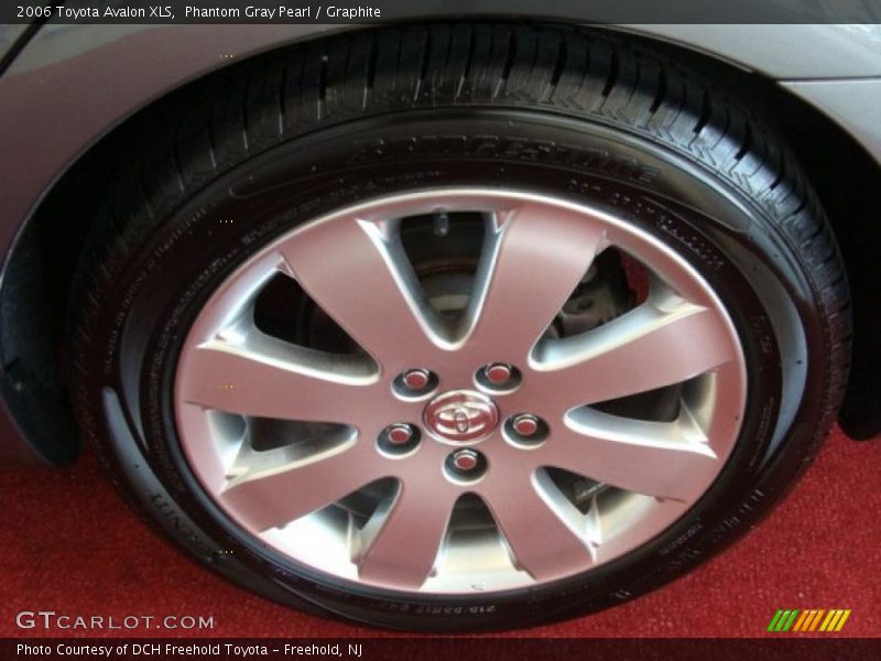 Phantom Gray Pearl / Graphite 2006 Toyota Avalon XLS