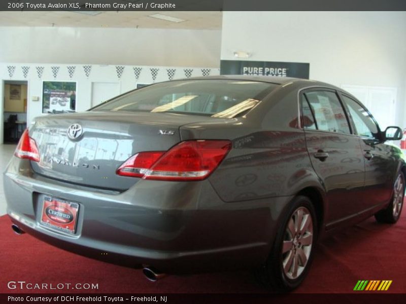 Phantom Gray Pearl / Graphite 2006 Toyota Avalon XLS