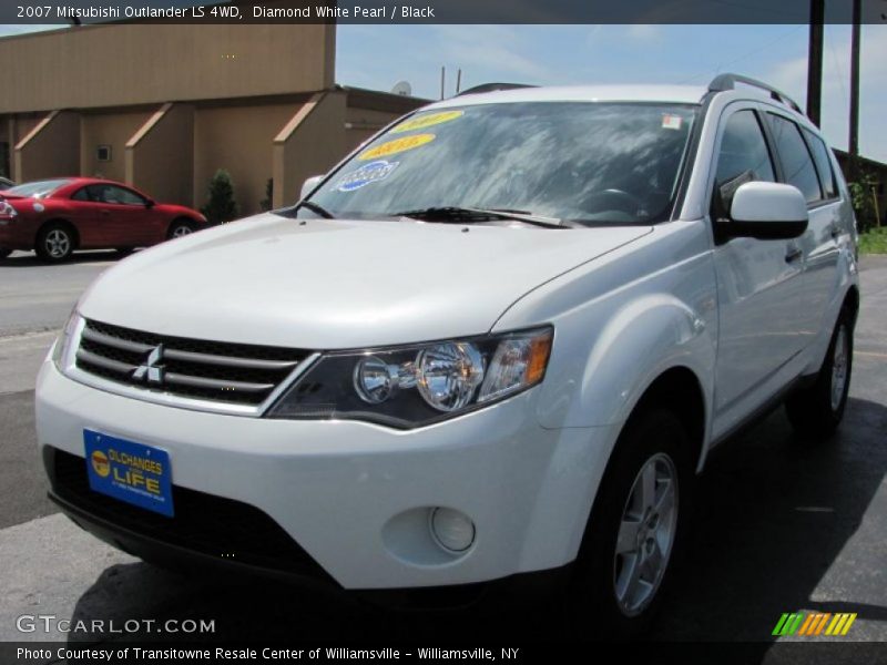 Diamond White Pearl / Black 2007 Mitsubishi Outlander LS 4WD