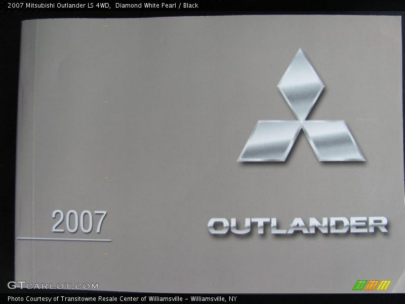 Diamond White Pearl / Black 2007 Mitsubishi Outlander LS 4WD