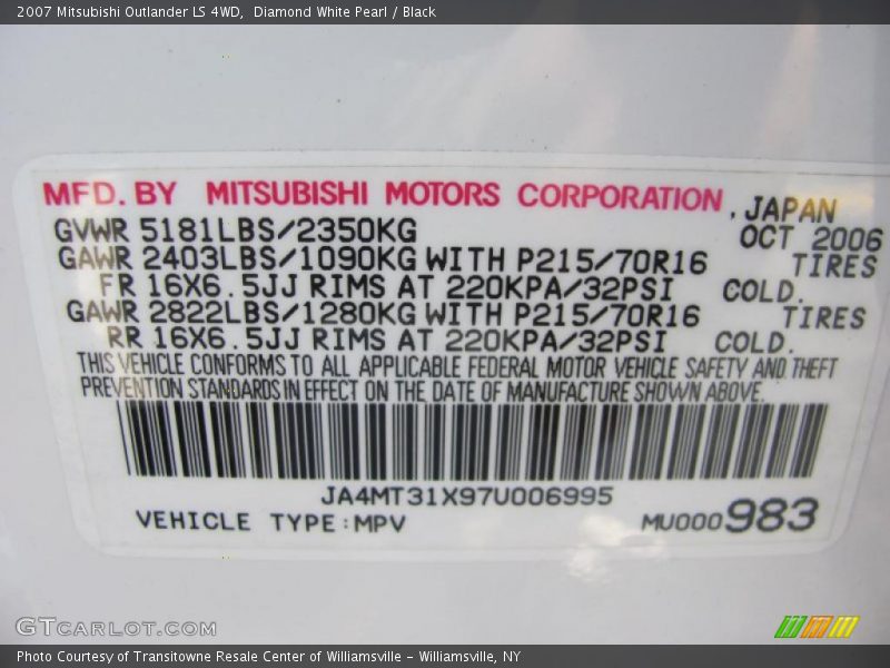 Diamond White Pearl / Black 2007 Mitsubishi Outlander LS 4WD