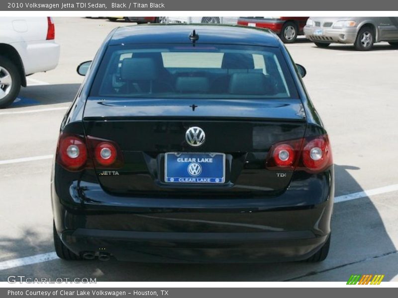 Black / Titan Black 2010 Volkswagen Jetta TDI Sedan
