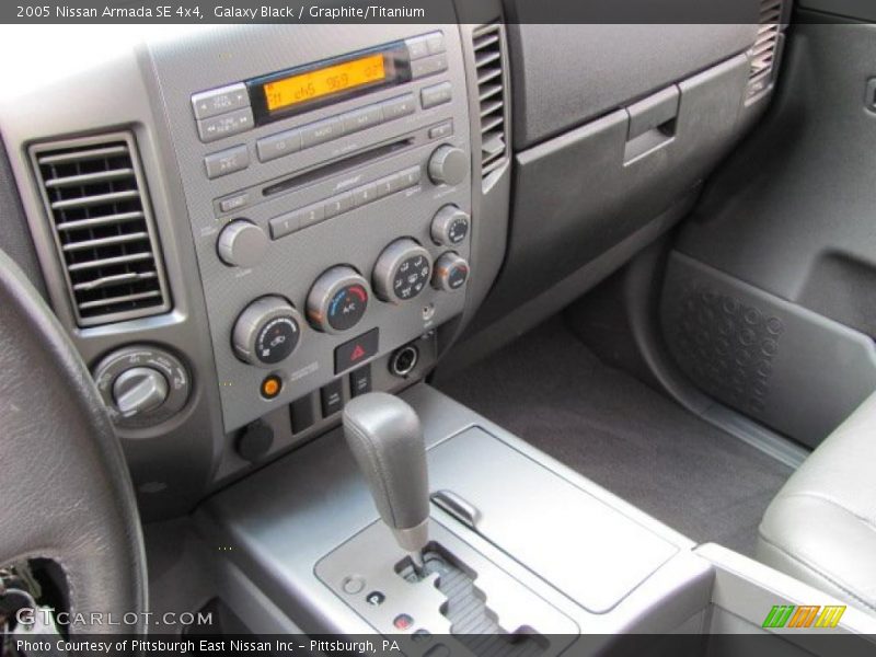 Galaxy Black / Graphite/Titanium 2005 Nissan Armada SE 4x4
