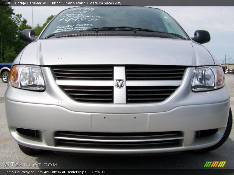 Bright Silver Metallic / Medium Slate Gray 2005 Dodge Caravan SXT