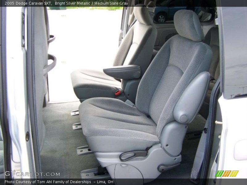 Bright Silver Metallic / Medium Slate Gray 2005 Dodge Caravan SXT