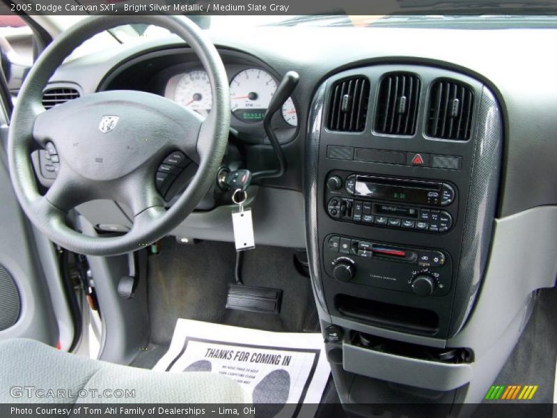Bright Silver Metallic / Medium Slate Gray 2005 Dodge Caravan SXT