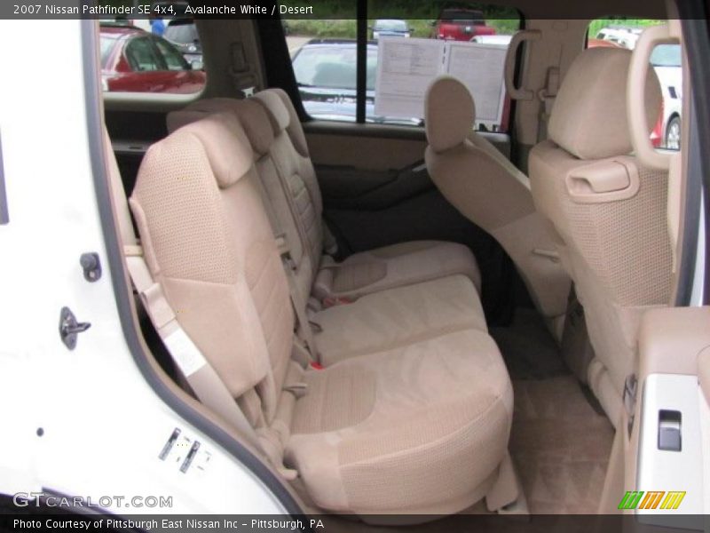 Avalanche White / Desert 2007 Nissan Pathfinder SE 4x4