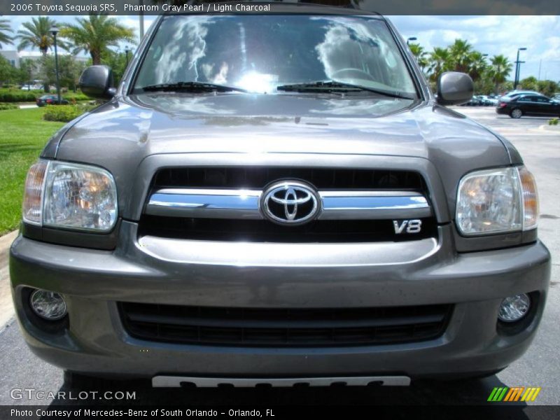 Phantom Gray Pearl / Light Charcoal 2006 Toyota Sequoia SR5