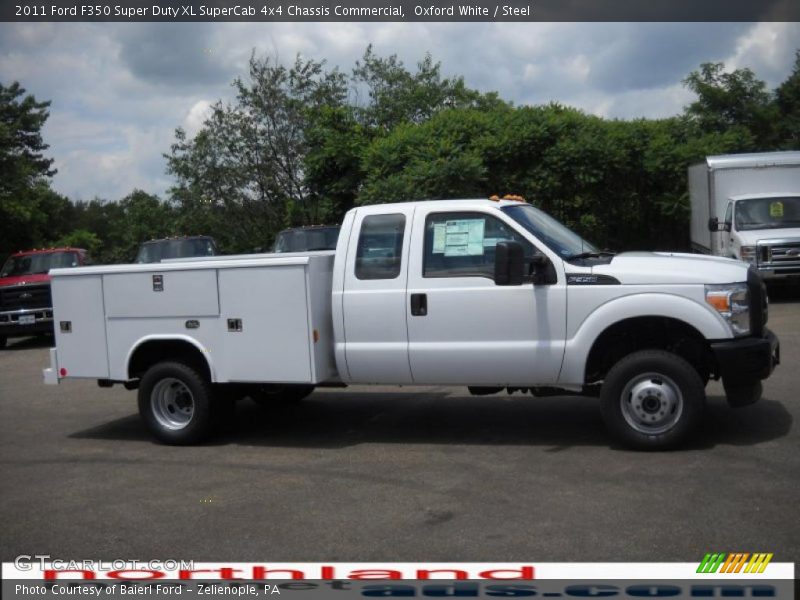 Oxford White / Steel 2011 Ford F350 Super Duty XL SuperCab 4x4 Chassis Commercial