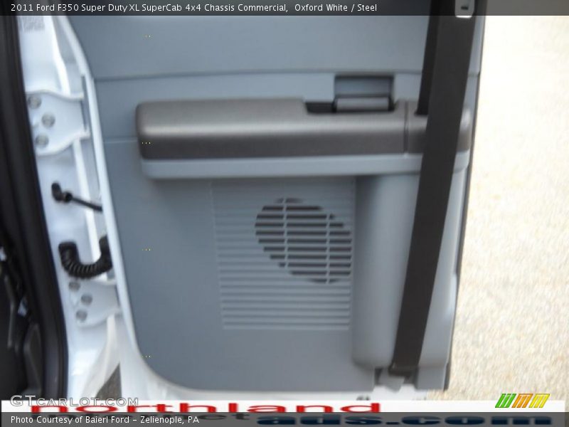 Oxford White / Steel 2011 Ford F350 Super Duty XL SuperCab 4x4 Chassis Commercial