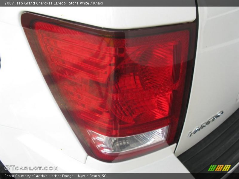 Stone White / Khaki 2007 Jeep Grand Cherokee Laredo