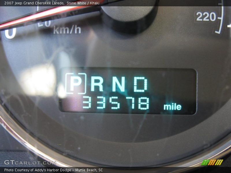 Stone White / Khaki 2007 Jeep Grand Cherokee Laredo