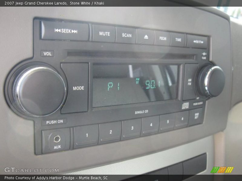 Stone White / Khaki 2007 Jeep Grand Cherokee Laredo