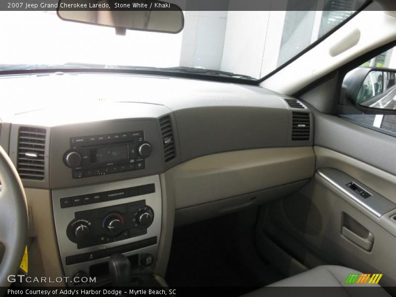 Stone White / Khaki 2007 Jeep Grand Cherokee Laredo