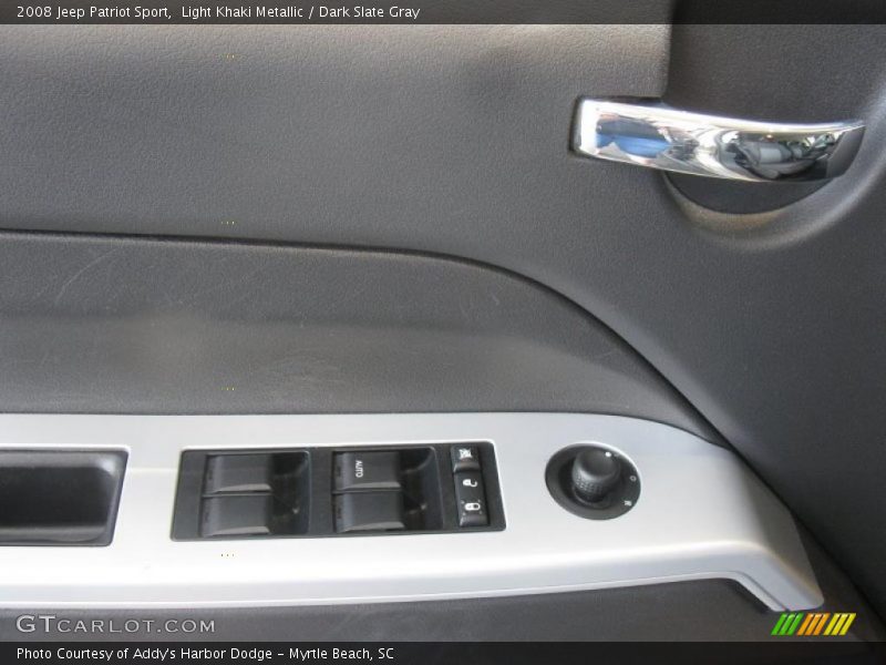 Light Khaki Metallic / Dark Slate Gray 2008 Jeep Patriot Sport