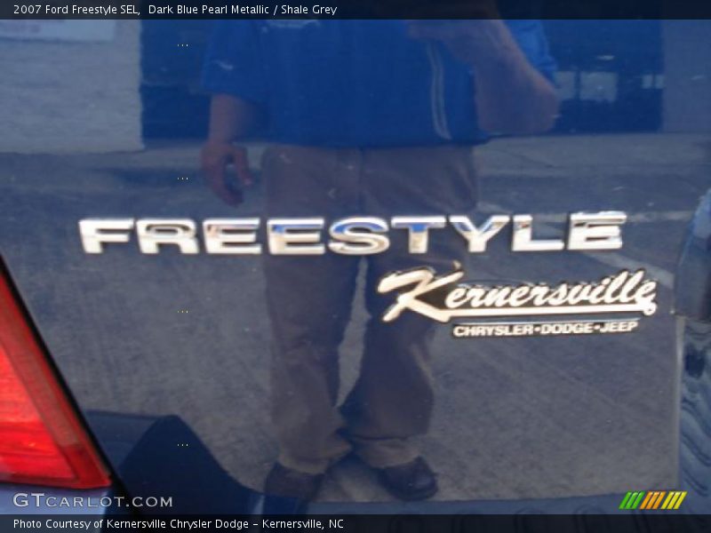 Dark Blue Pearl Metallic / Shale Grey 2007 Ford Freestyle SEL