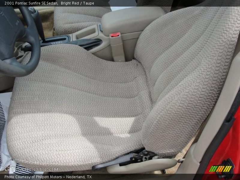 Bright Red / Taupe 2001 Pontiac Sunfire SE Sedan