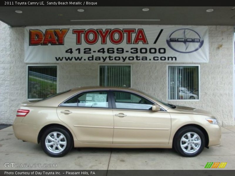 Sandy Beach Metallic / Bisque 2011 Toyota Camry LE