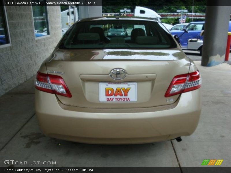 Sandy Beach Metallic / Bisque 2011 Toyota Camry LE
