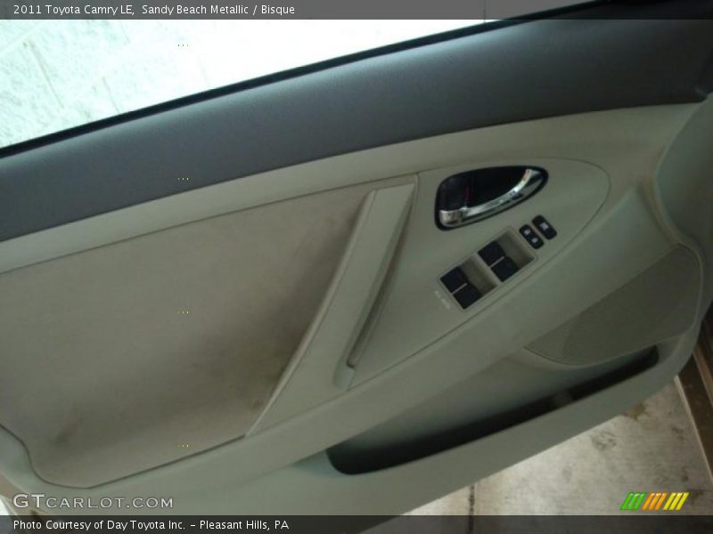 Sandy Beach Metallic / Bisque 2011 Toyota Camry LE