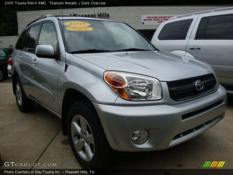Titanium Metallic / Dark Charcoal 2005 Toyota RAV4 4WD