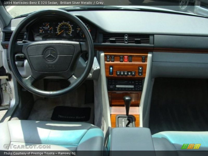 Brilliant Silver Metallic / Grey 1994 Mercedes-Benz E 320 Sedan