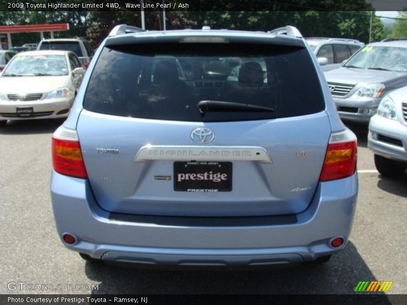 Wave Line Pearl / Ash 2009 Toyota Highlander Limited 4WD