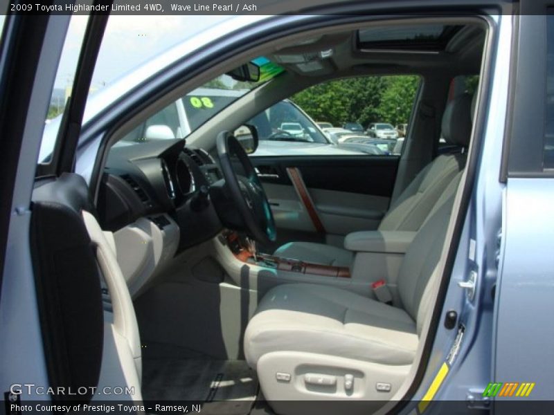 Wave Line Pearl / Ash 2009 Toyota Highlander Limited 4WD