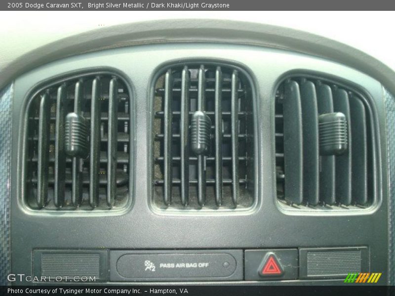 Bright Silver Metallic / Dark Khaki/Light Graystone 2005 Dodge Caravan SXT