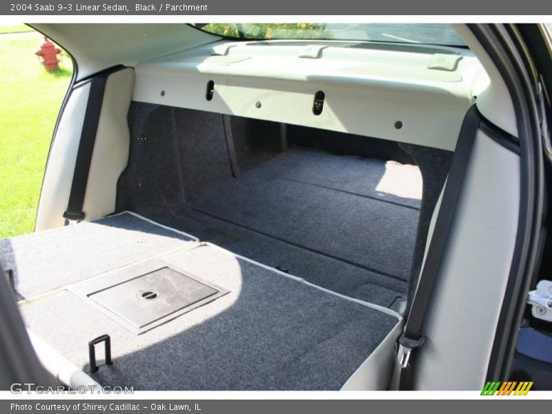 Black / Parchment 2004 Saab 9-3 Linear Sedan