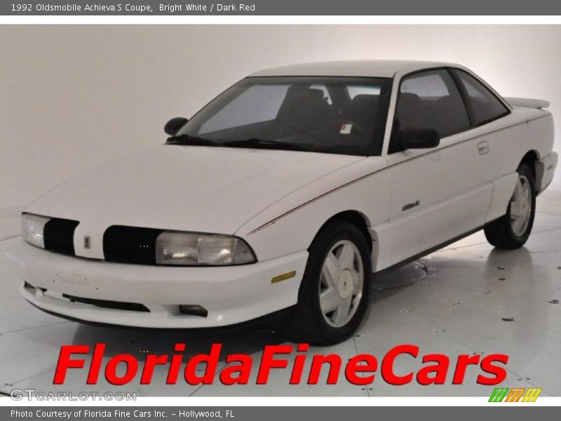 Bright White / Dark Red 1992 Oldsmobile Achieva S Coupe