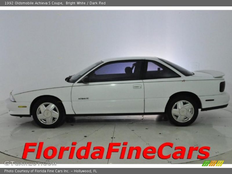 Bright White / Dark Red 1992 Oldsmobile Achieva S Coupe