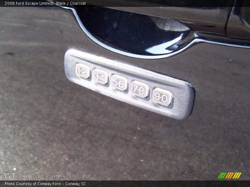 Black / Charcoal 2008 Ford Escape Limited
