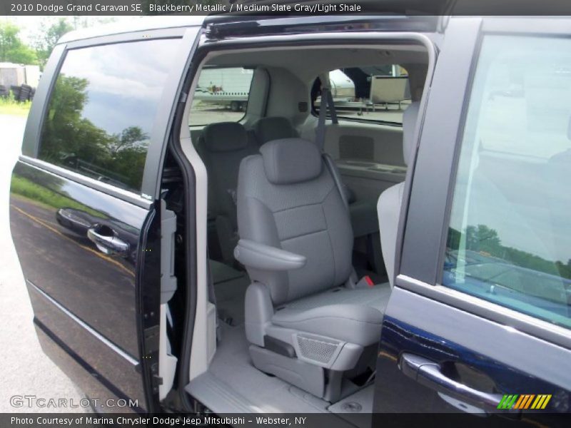 Blackberry Metallic / Medium Slate Gray/Light Shale 2010 Dodge Grand Caravan SE