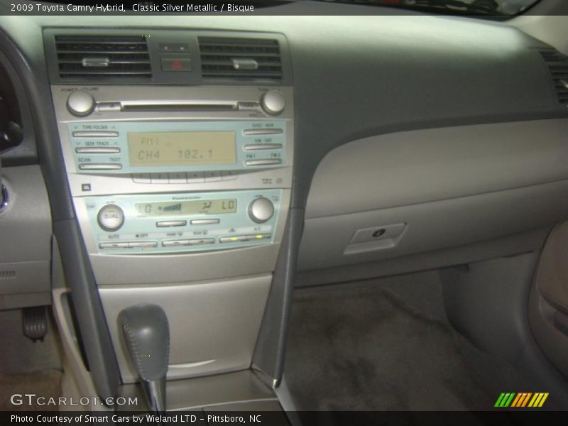 Classic Silver Metallic / Bisque 2009 Toyota Camry Hybrid