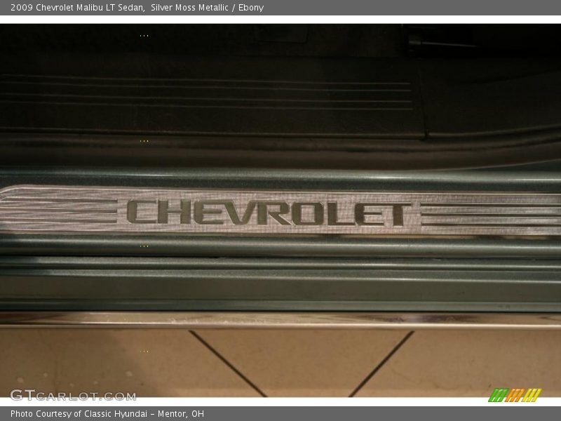 Silver Moss Metallic / Ebony 2009 Chevrolet Malibu LT Sedan