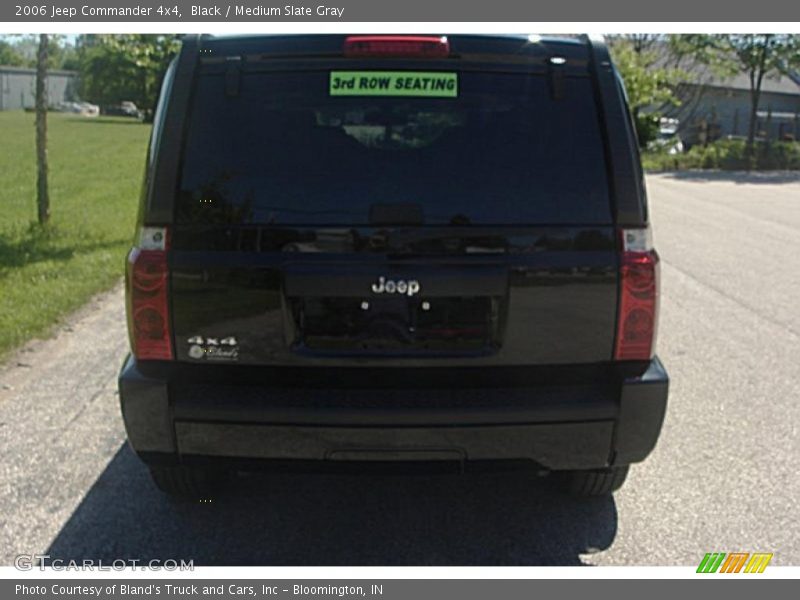Black / Medium Slate Gray 2006 Jeep Commander 4x4
