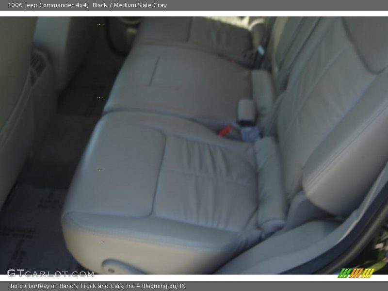 Black / Medium Slate Gray 2006 Jeep Commander 4x4