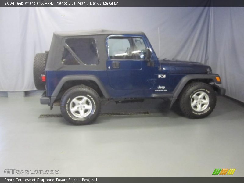 Patriot Blue Pearl / Dark Slate Gray 2004 Jeep Wrangler X 4x4