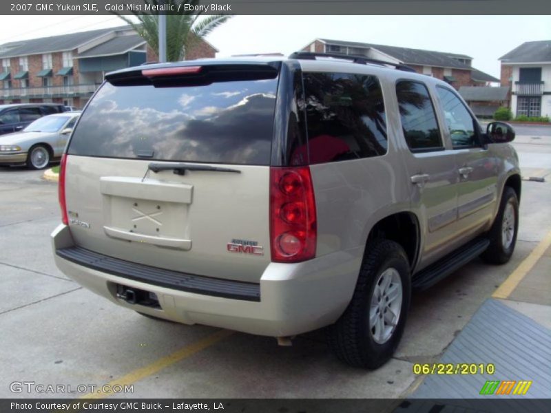 Gold Mist Metallic / Ebony Black 2007 GMC Yukon SLE