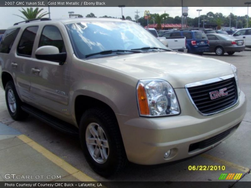 Gold Mist Metallic / Ebony Black 2007 GMC Yukon SLE