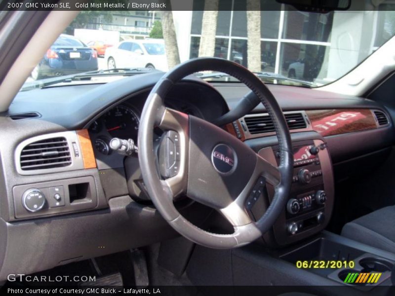 Gold Mist Metallic / Ebony Black 2007 GMC Yukon SLE