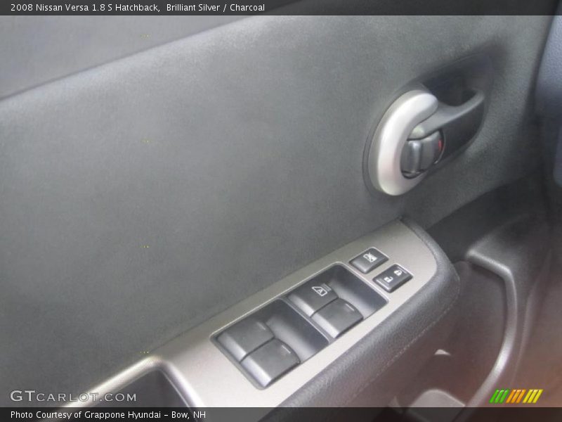 Brilliant Silver / Charcoal 2008 Nissan Versa 1.8 S Hatchback