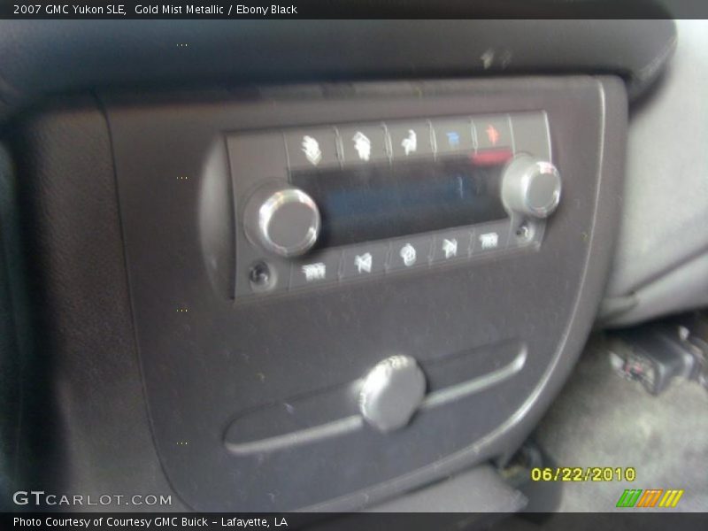 Gold Mist Metallic / Ebony Black 2007 GMC Yukon SLE