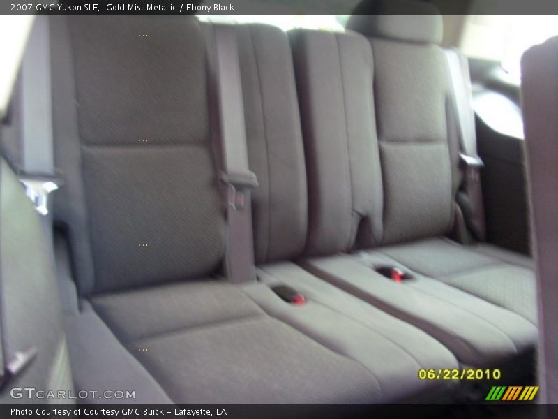 Gold Mist Metallic / Ebony Black 2007 GMC Yukon SLE