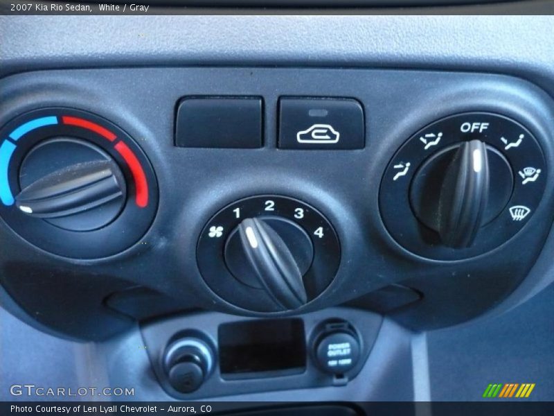 White / Gray 2007 Kia Rio Sedan