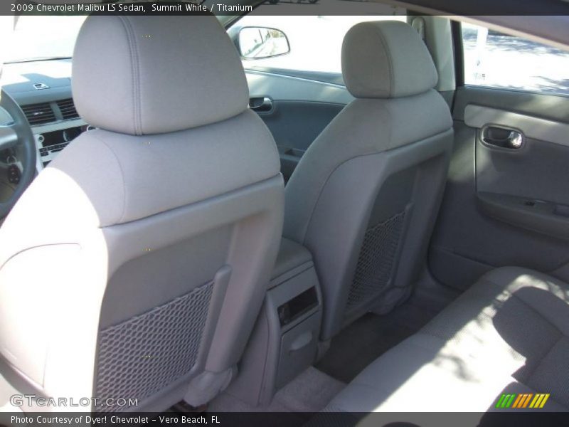 Summit White / Titanium 2009 Chevrolet Malibu LS Sedan