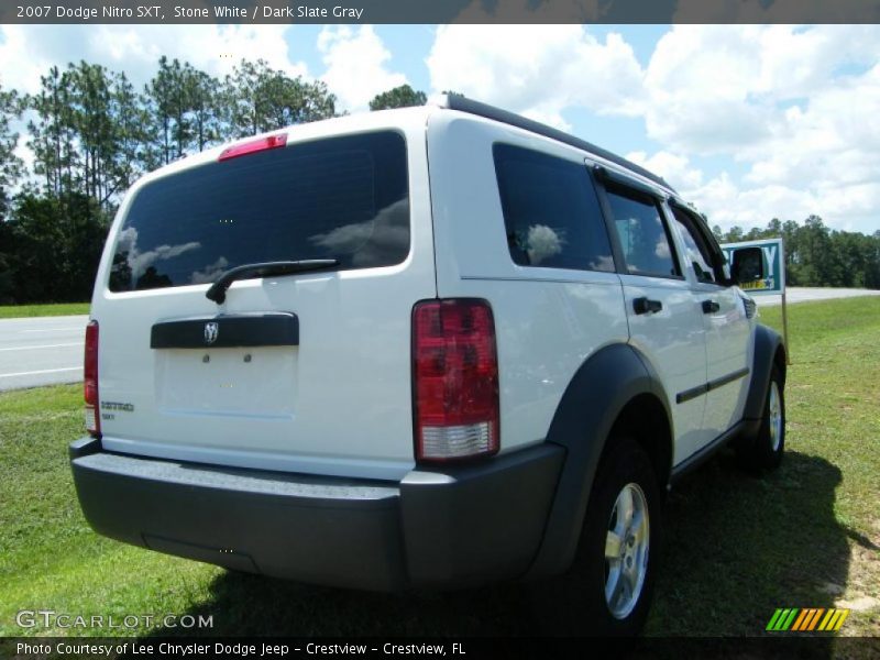 Stone White / Dark Slate Gray 2007 Dodge Nitro SXT