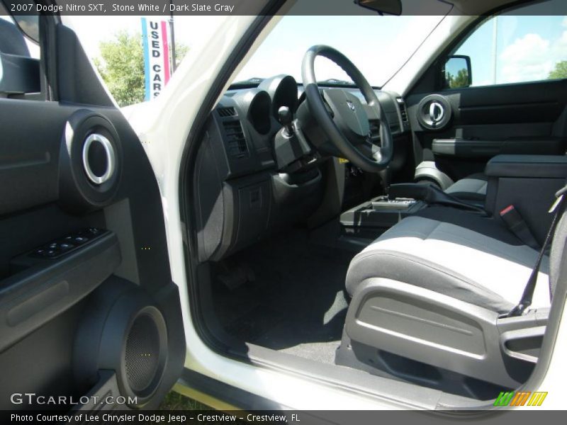 Stone White / Dark Slate Gray 2007 Dodge Nitro SXT